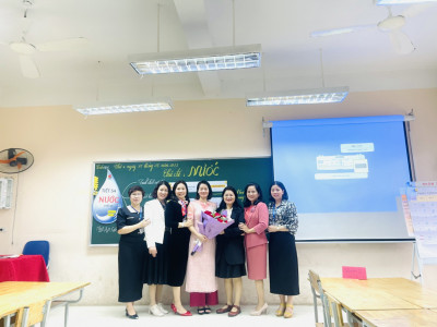 Cô giáo Nguyễn Thị Thu Hương  tham gia thi giáo viên dạy giỏi bộ môn Hóa học cấp quận năm học 2022-2023